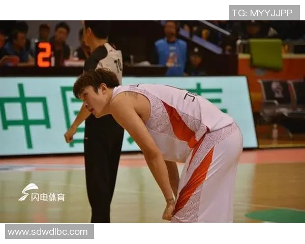 王军独家分享排球技巧与心得助你提升球技的全面指南 王军独家分享排球技巧与心得助你提升球技的全面指南