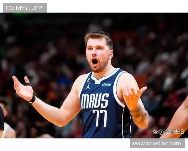 米切尔缺席与东契奇的激烈对决:意外伤情让比赛悬念陡增 米切尔缺席与东契奇的激烈对决:意外伤情让比赛悬念陡增